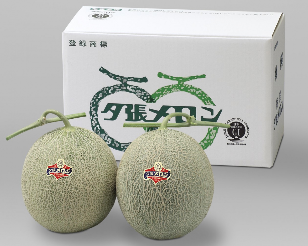 【送料込】夕張メロン【良品】　約1.3kg×2玉　